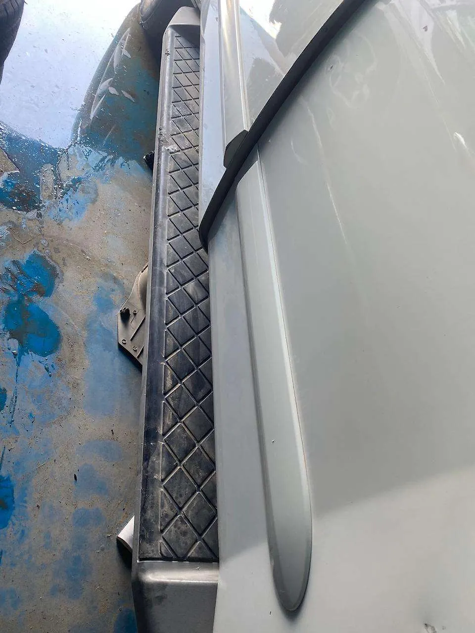 Running board - 2012 Nissan Armada