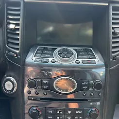 Info-gps-tv screen - Infiniti