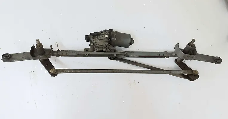 Windshield wiper motor - 2018 Chevrolet Traverse LT Leather