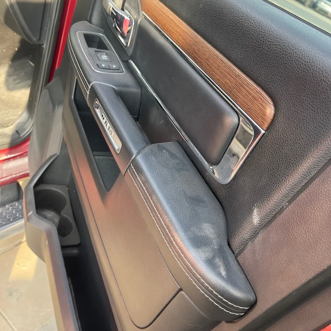 Door (RHF) - 2015 RAM 2500 Laramie