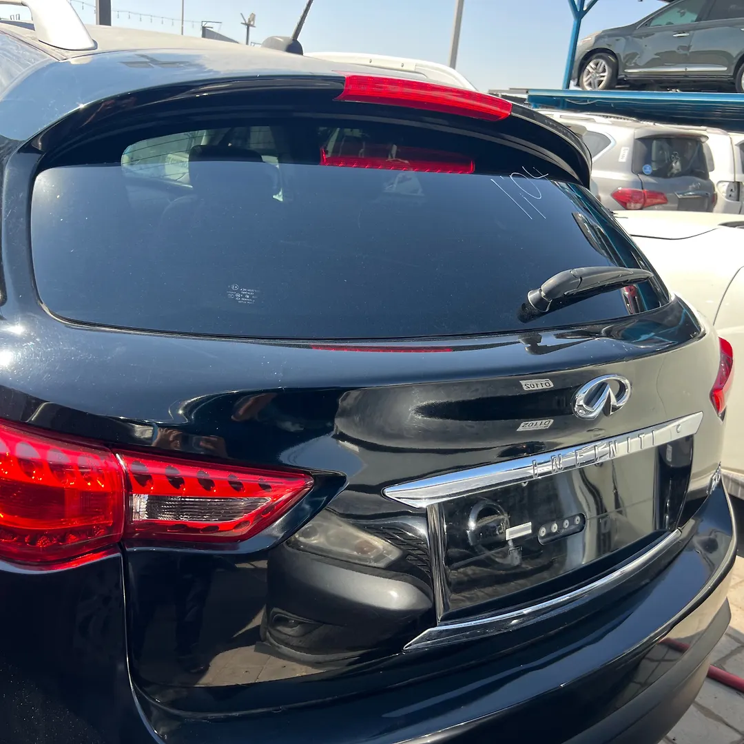 Trunk/hatch/tailgate - Infiniti