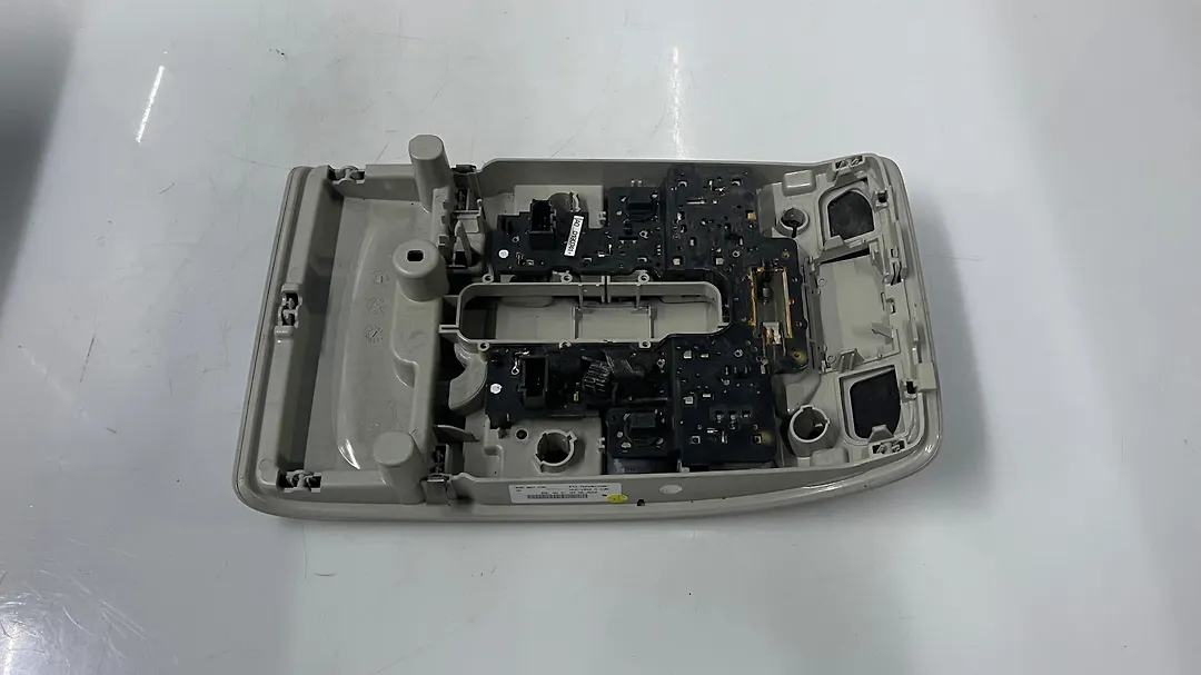 Overhead Console - 2013 Audi A6