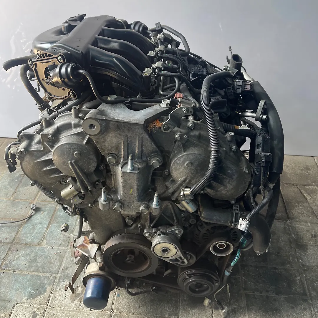 Engine  - 2013 Nissan Pathfinder 3.5i