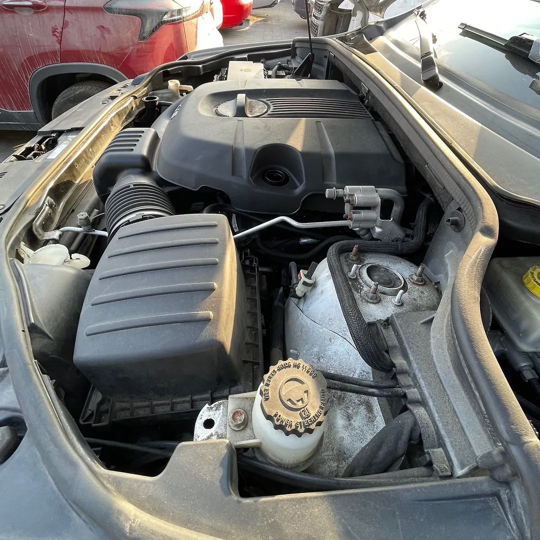 Engine  - 2015 Jeep Grand Cherokee LAREDO