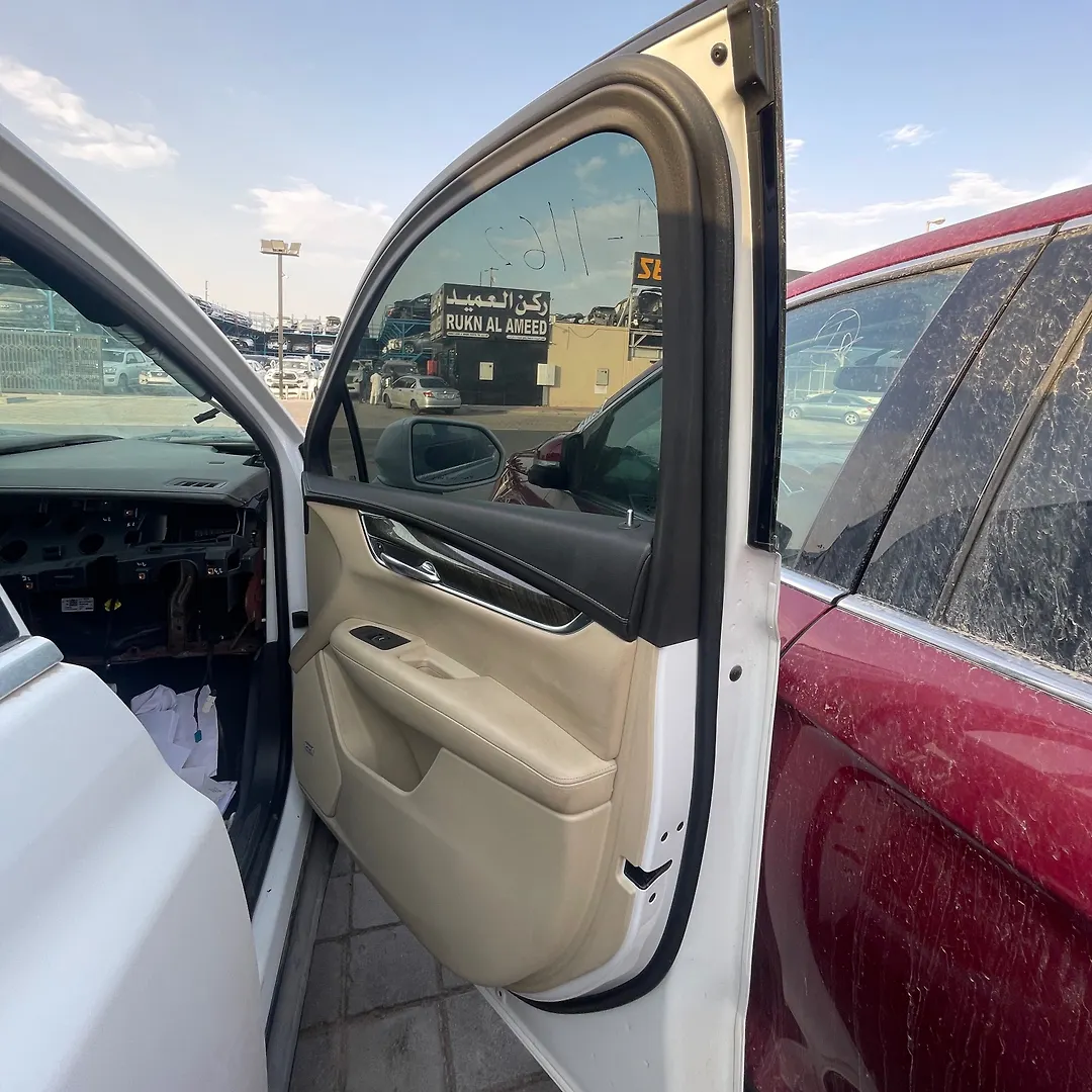 Door (RHF) - 2017 Cadillac XT5