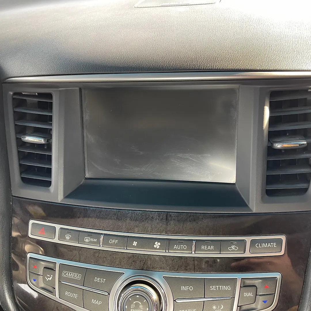 Info-gps-tv screen - 2013 Infiniti JX35