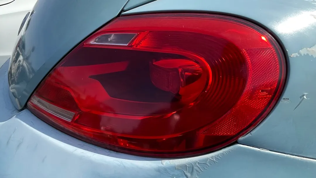 Tail Light (RH) - 2014 Volkswagen Beetle