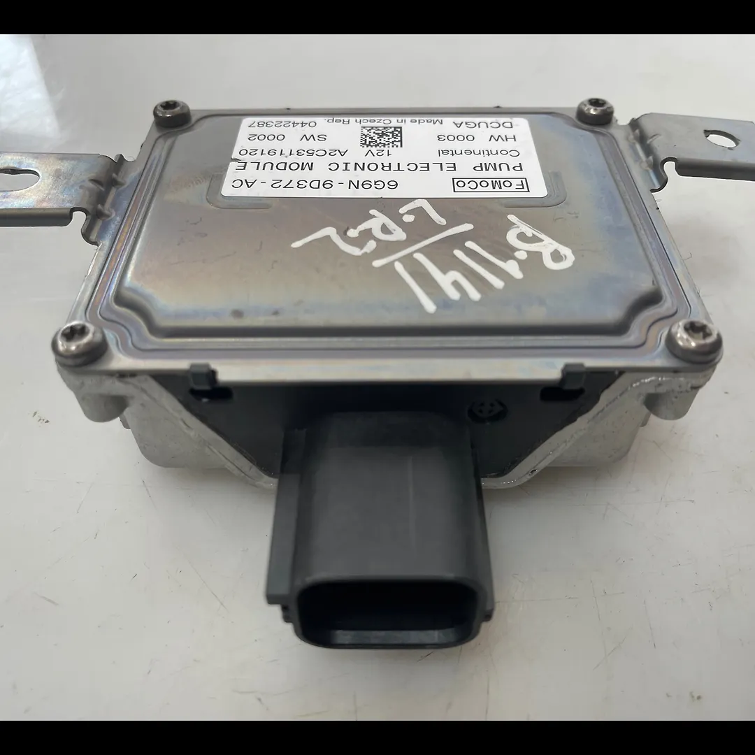 Fuel Pump Control Module  - 2011 Land Rover LR2