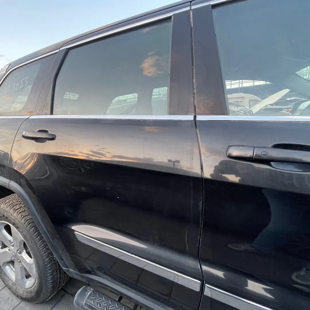 Door (RHB) - 2012 Jeep Grand Cherokee Laredo WK