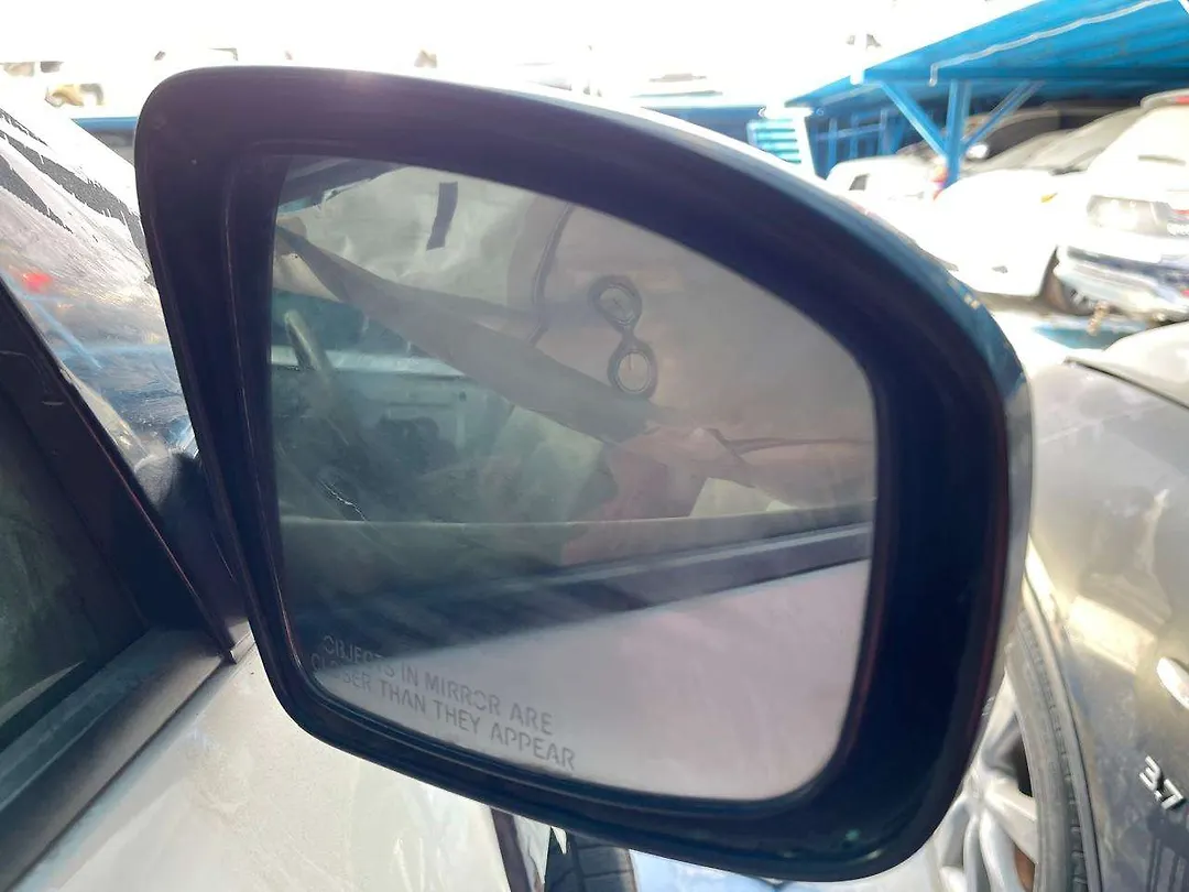 Side Mirror (RH) - 2011 Nissan Murano