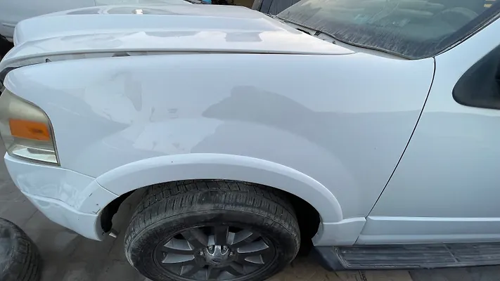 Fender (LHF) - 2012 Ford Expedition XLT/ KING RANCH