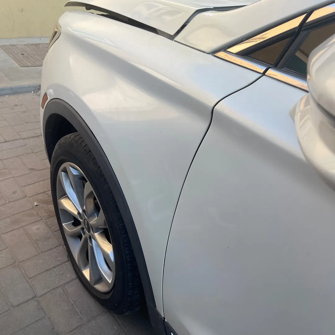 Fender (RHF) - 2017 Lincoln MKC Select