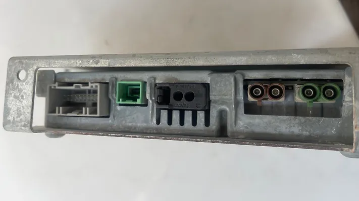 Tuner Control module - 2010 Land Rover SPORT