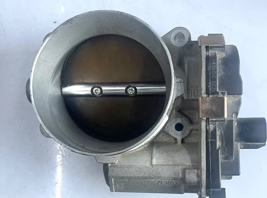 Throttle body - 2017 Chevrolet Suburban
