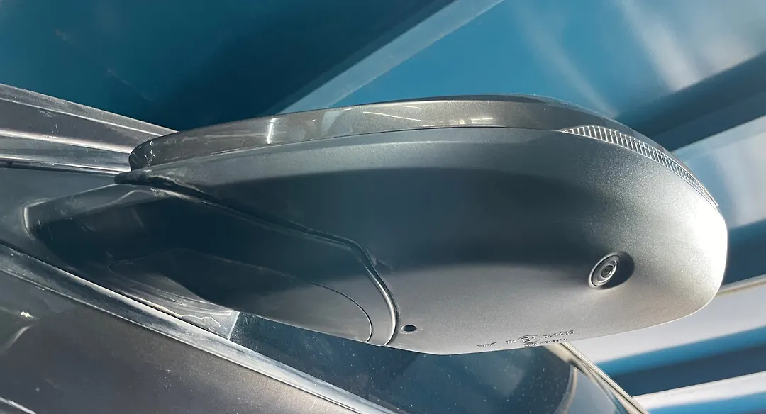 Side Mirror (LH) - 2019 Audi Q8