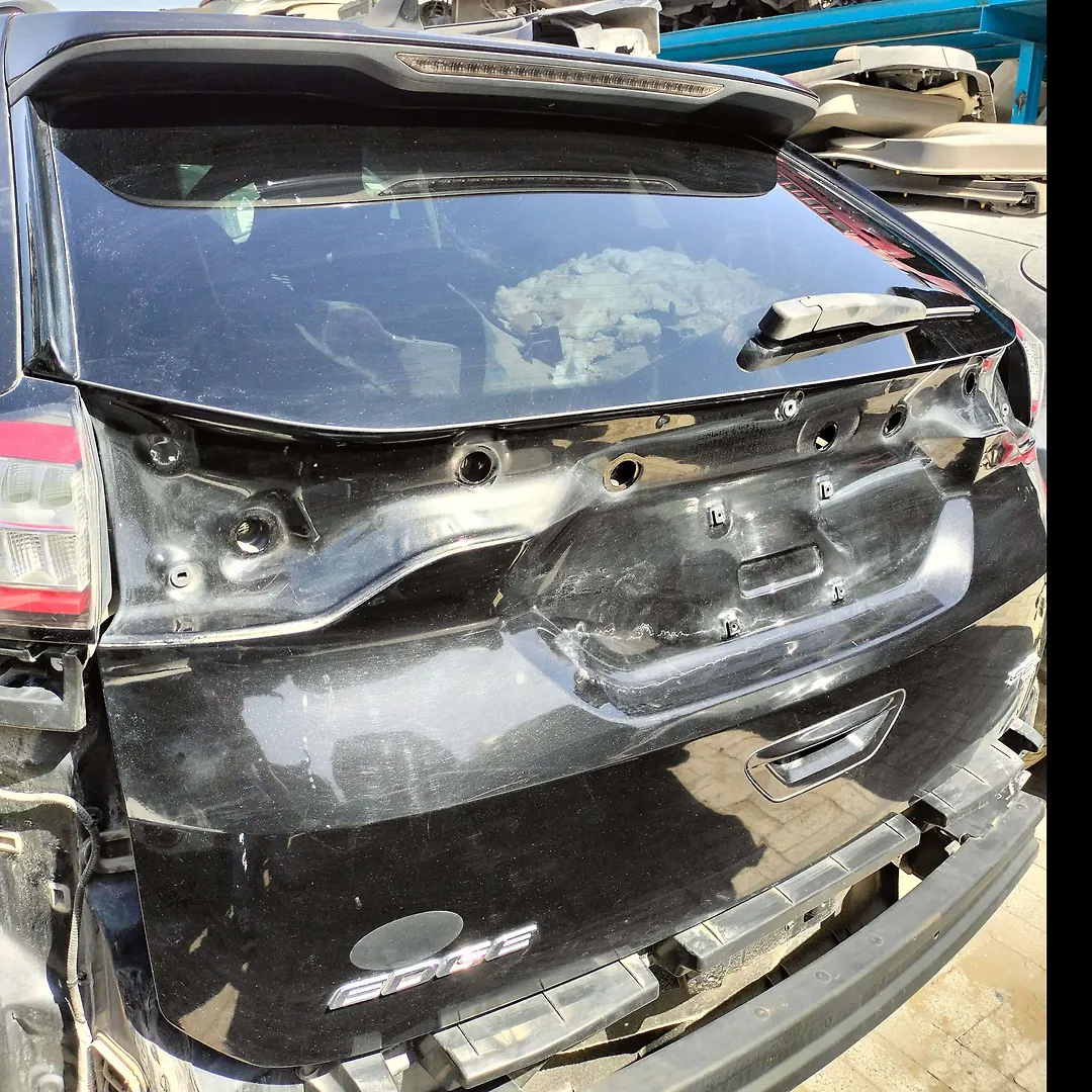 Tailgate - 2015 Ford Edge