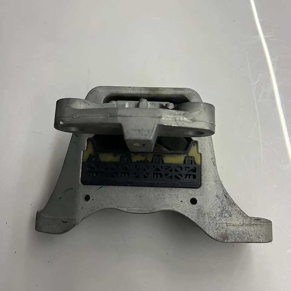 Engine mounts - 2018 Chevrolet Equinox