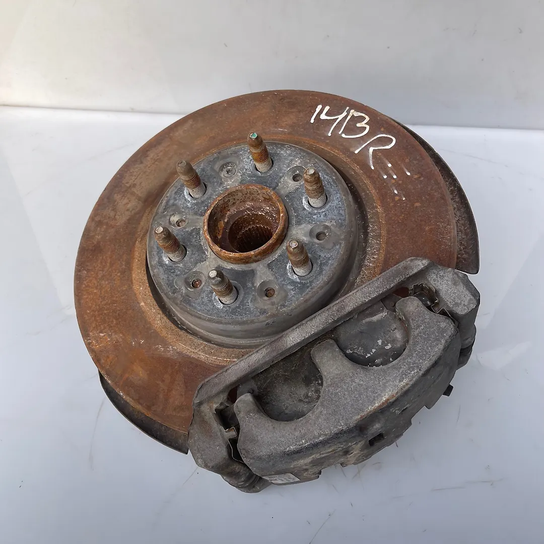 Complete Hub Assembly(RHF) - 2017 GMC Acadia SLE