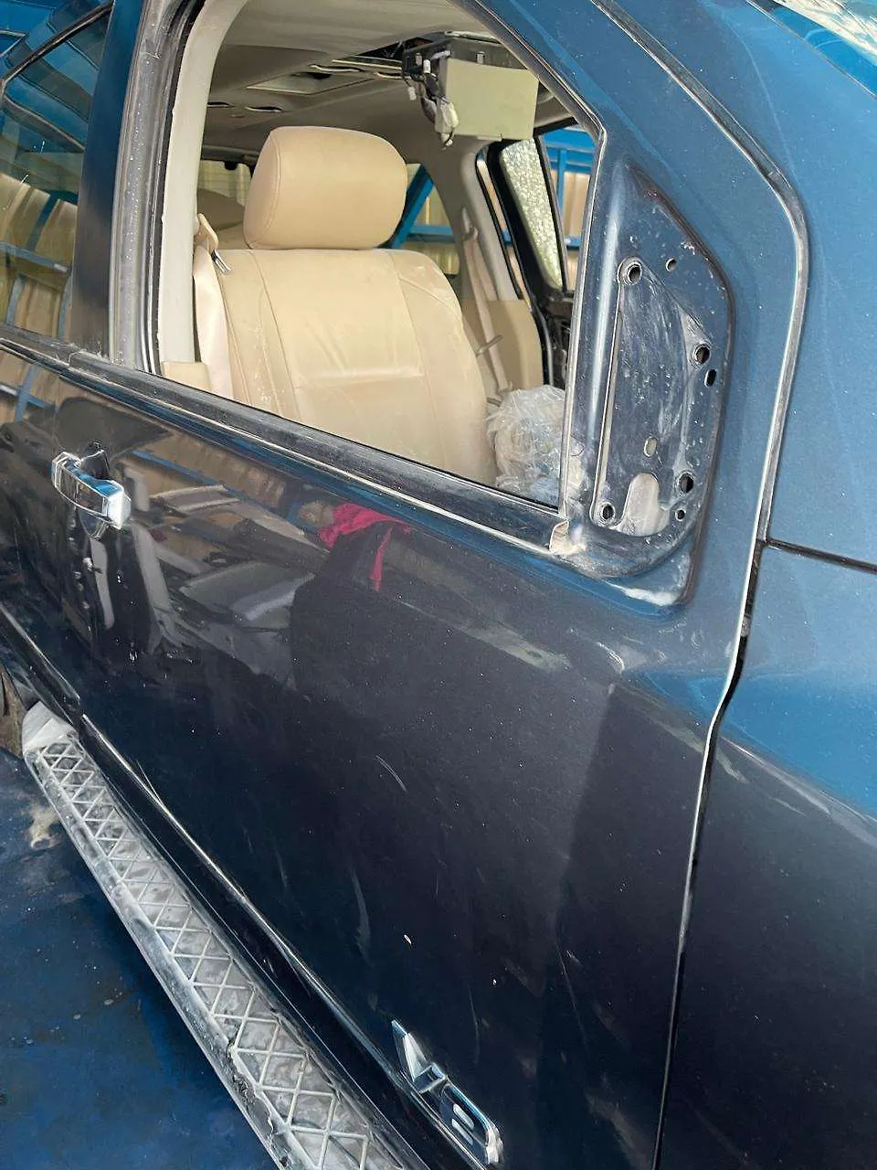 Running board - 2010 Nissan Armada
