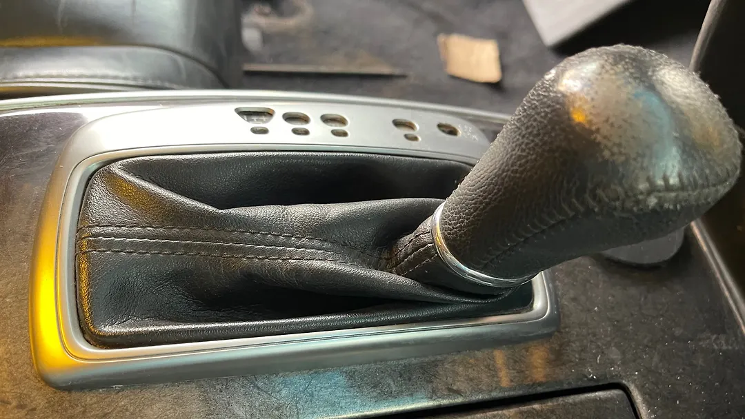 Gear Shift Knob(Automatic) - 2013 Infiniti JX35