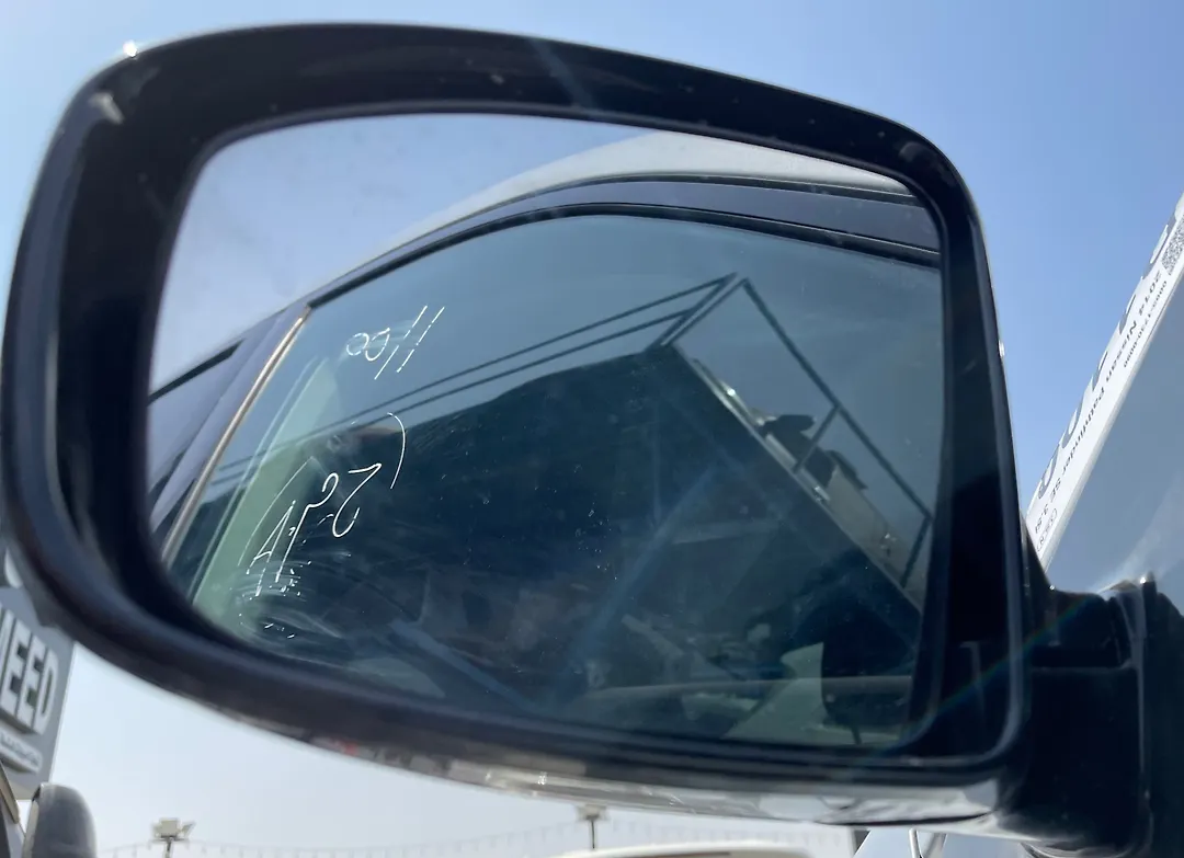 Side Mirror (LH) - 2014 Nissan Pathfinder SE 3.5i