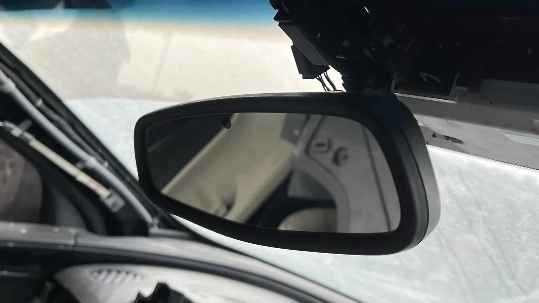 Rear view mirror - 2017 Chevrolet Impala