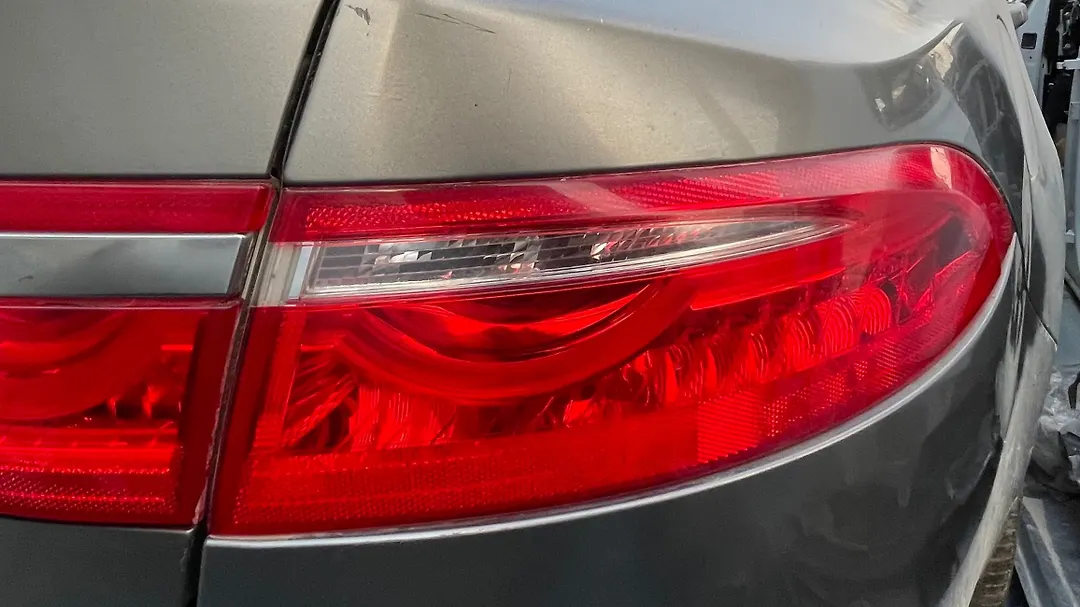 Tail Light (RH) - 2020 Jaguar XF PRESTIGE