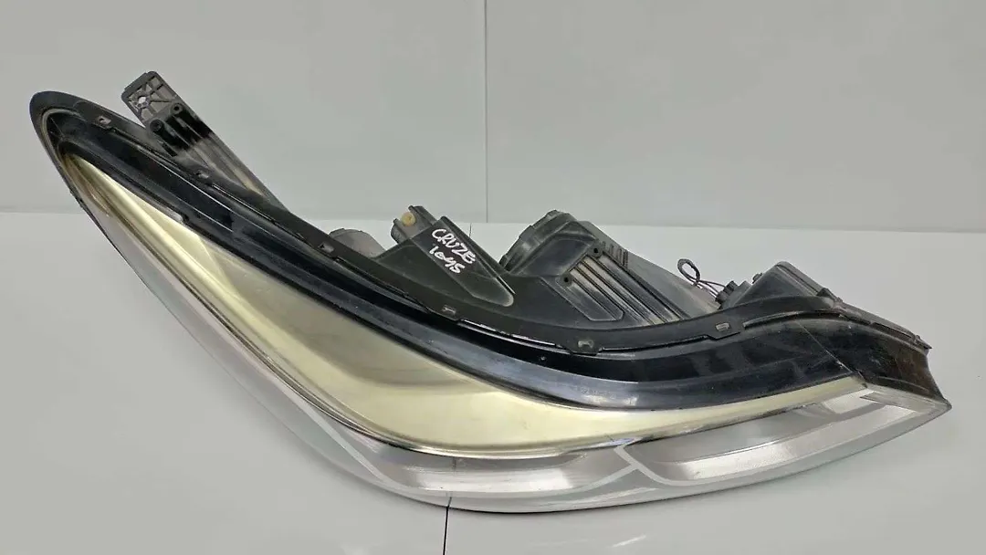 Headlight (RH) - 2018 Chevrolet Cruze