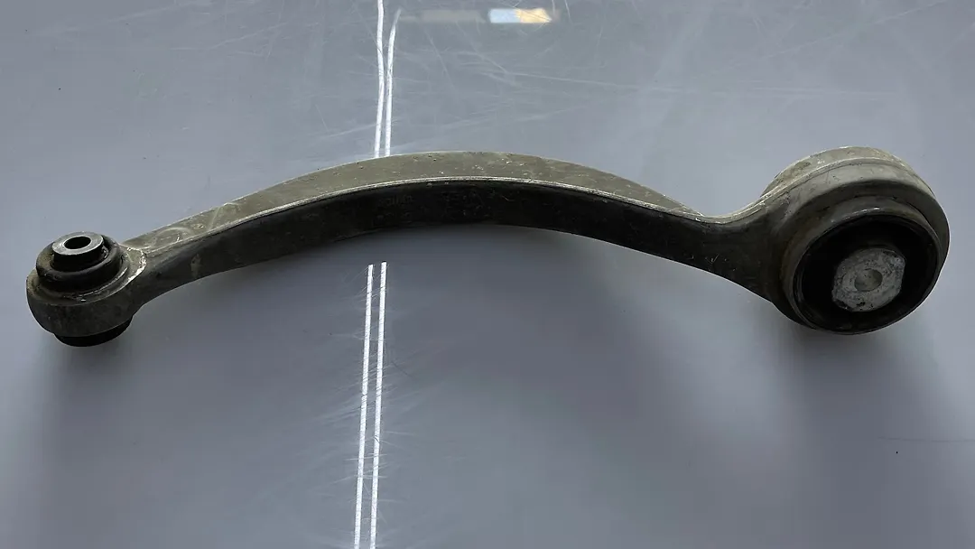 Lower Arm(RHF) - 2014 Jaguar XF