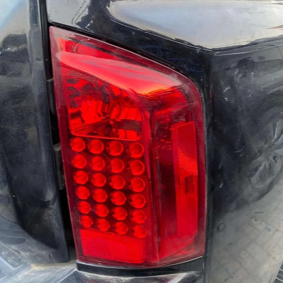 Tail Light (RH) - 2010 Infiniti QX56 5.6i