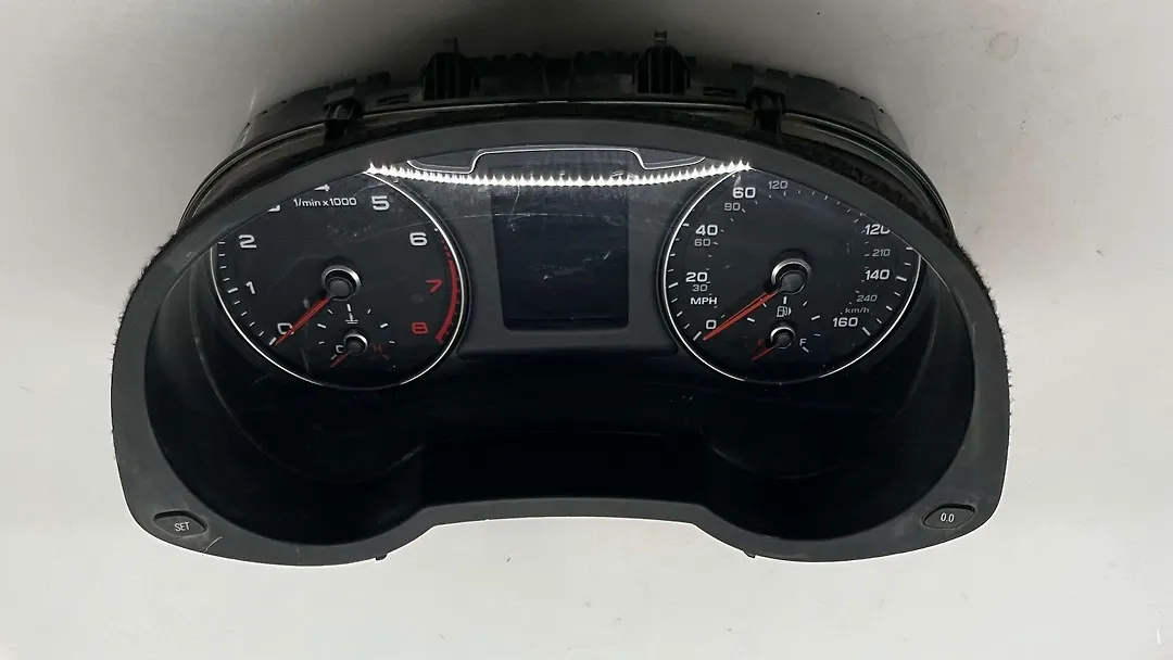 Speedometer - 2018 Audi Q3
