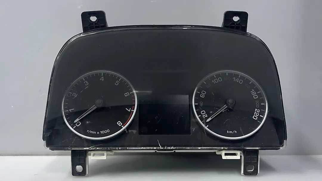 Speedometer - 2011 Land Rover RANGE ROVER