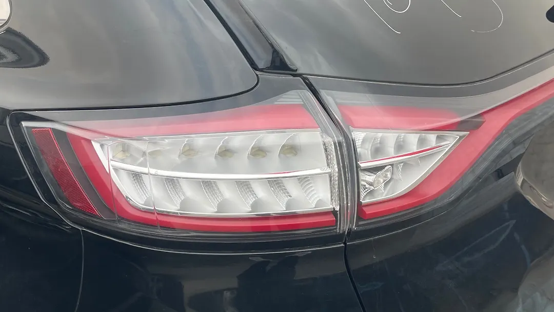 Tail Light (LH) - 2015 Ford Edge SEL
