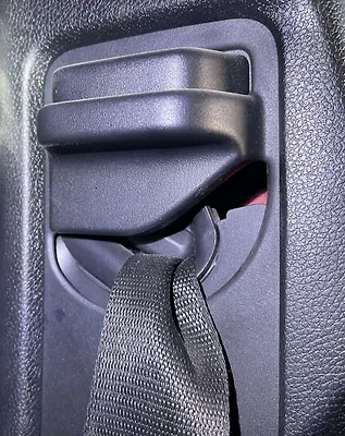 Seat Belt (RHF) - 2017 Infiniti QX30 2.0t