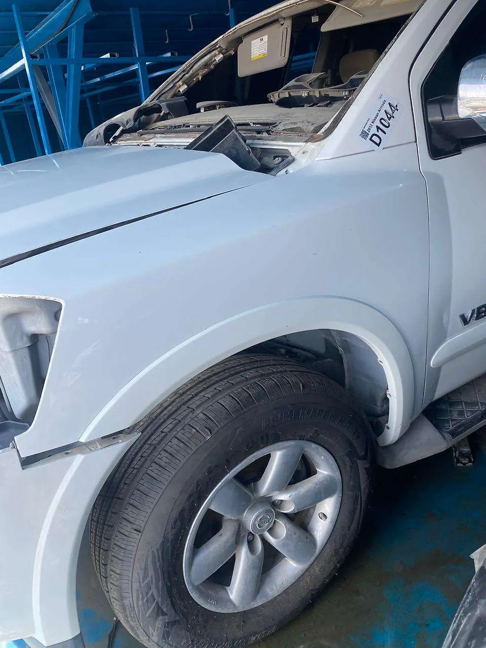 Fender (LHF) - 2012 Nissan Armada