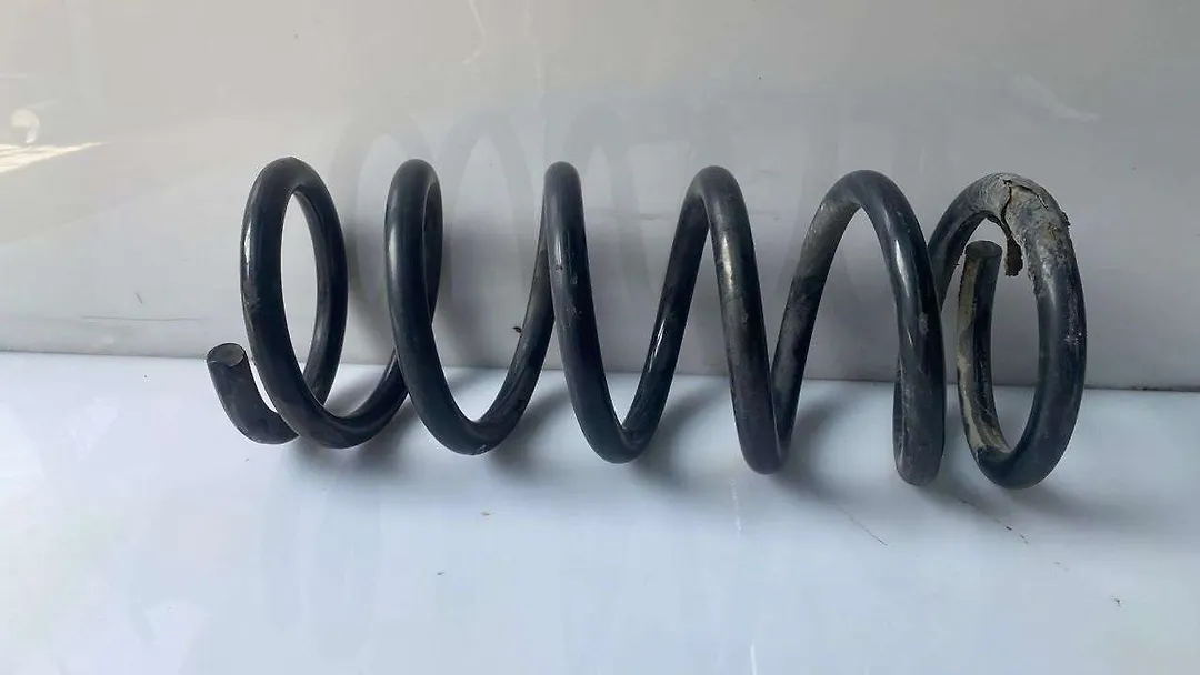 Suspension spring - 2011 Nissan Armada Armada