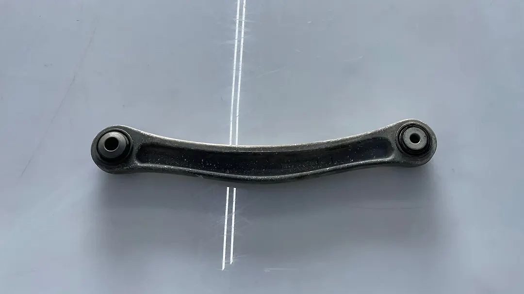 Upper arm (RH) - 2007 Land Rover LR2