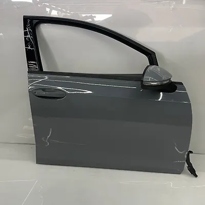Door (RHF) - 2020 Volkswagen Golf