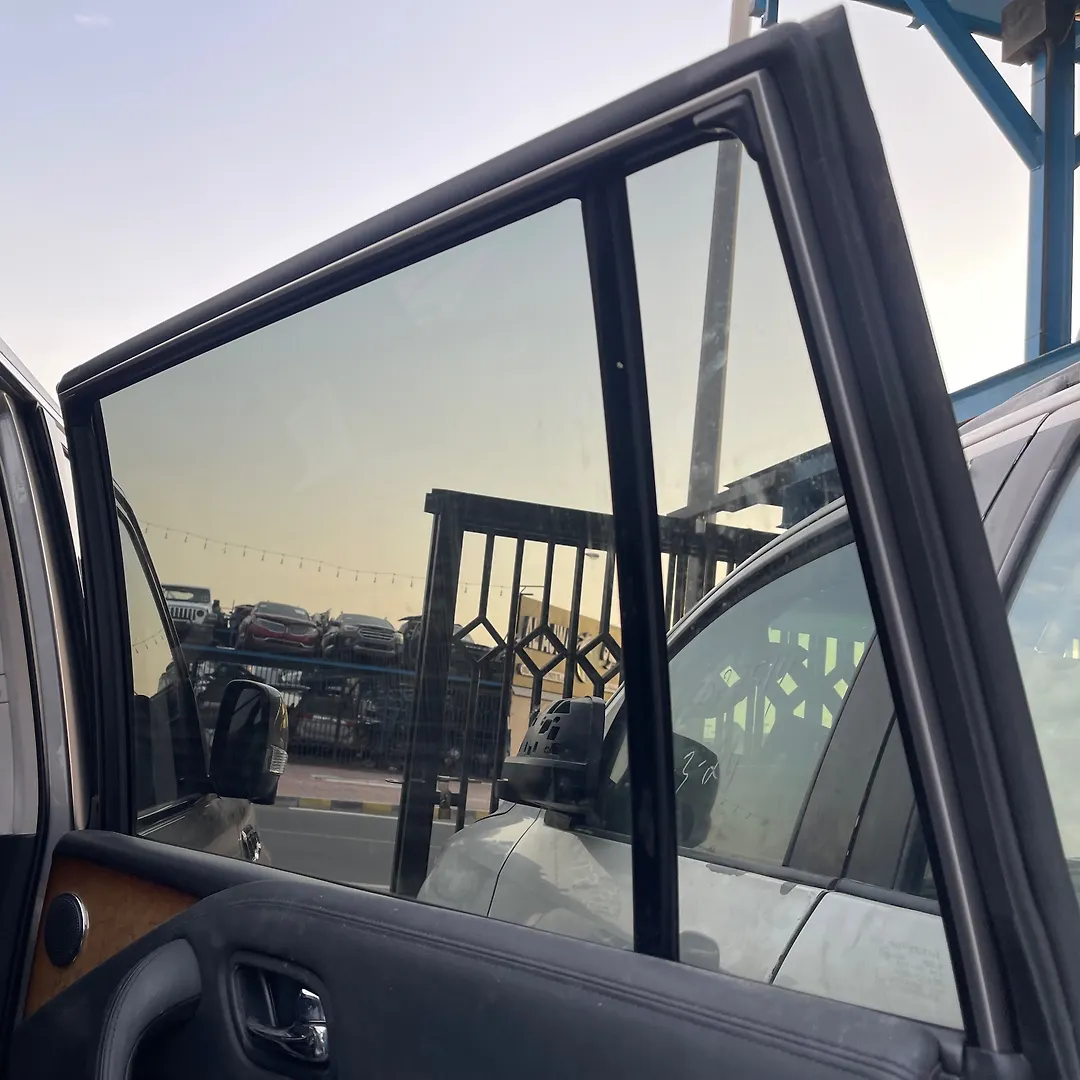Door (LHB) - 2011 Infiniti QX56 5.6i
