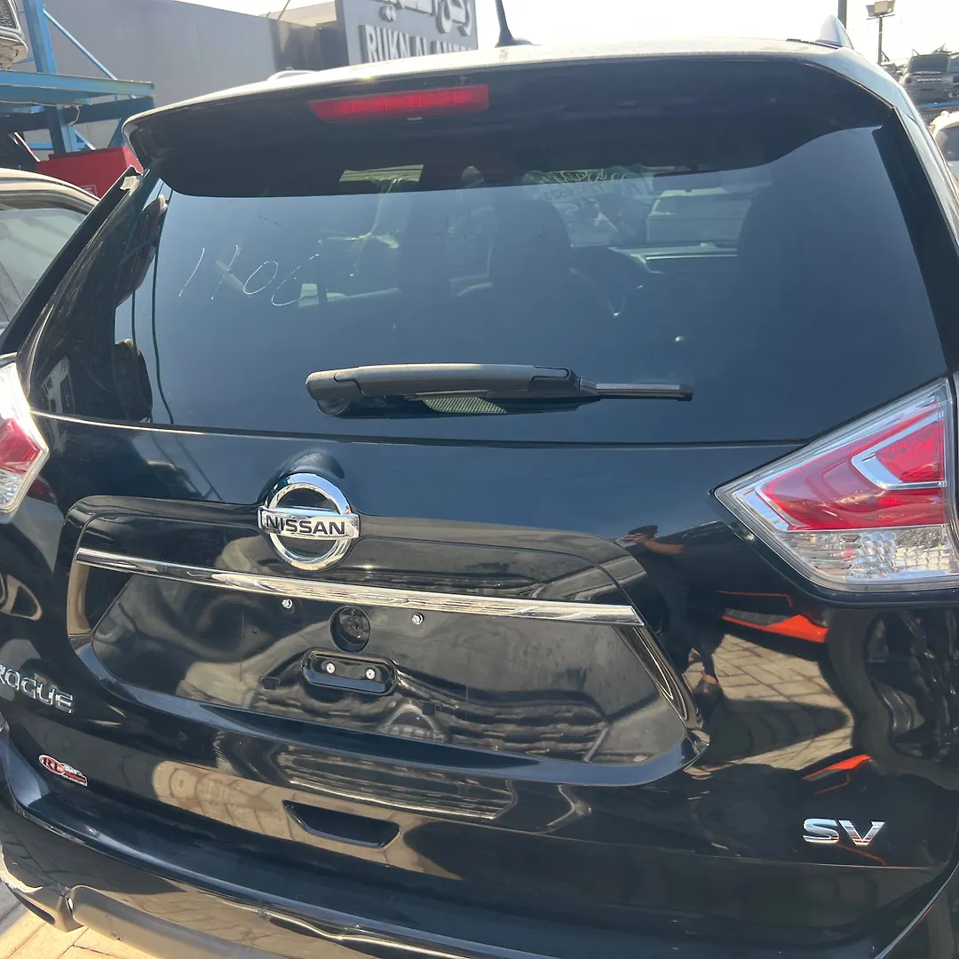 Trunk/hatch/tailgate - 2015 Nissan Rogue