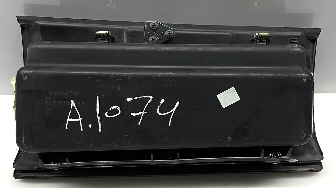 Glove box - 2013 Chevrolet SILVERADO
