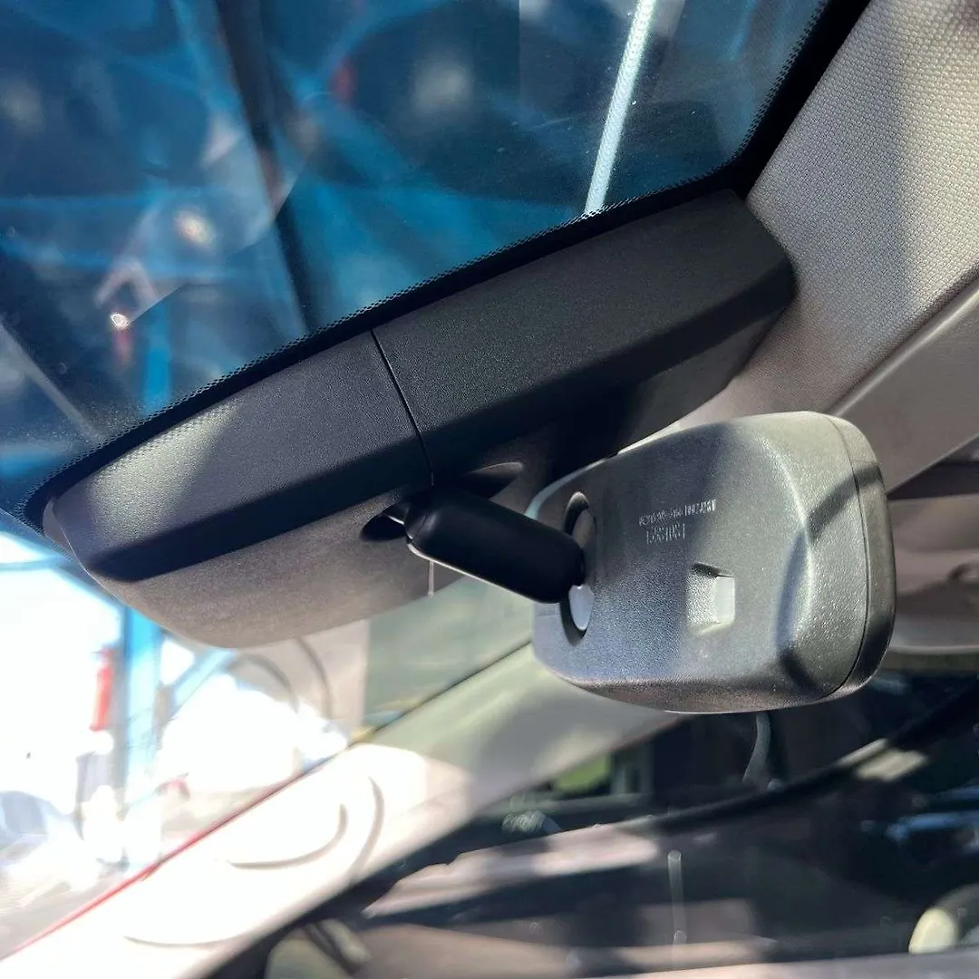 Rear view mirror - 2015 Chevrolet Impala
