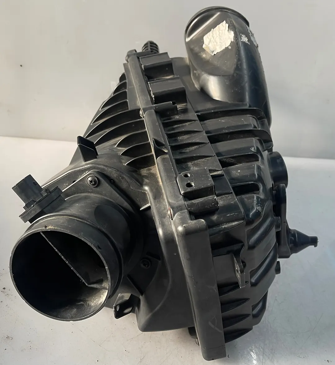 Air cleaner box(LH) - 2014 Land Rover RANGE ROVER SPORT