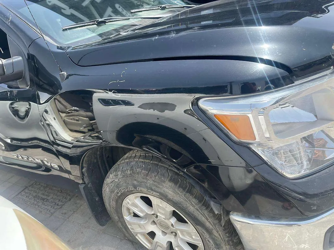 Headlight (RH) - 2018 Nissan Titan