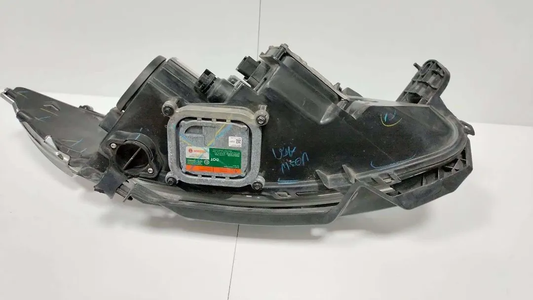 Headlight (LH) - 2014 Lincoln MKS