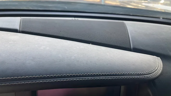 Dashboard  - 2017 Infiniti QX30 2.0t