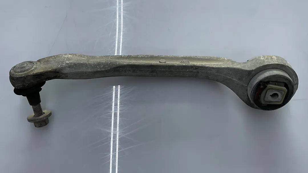 Lower arm (RH) - 2004 Audi A8