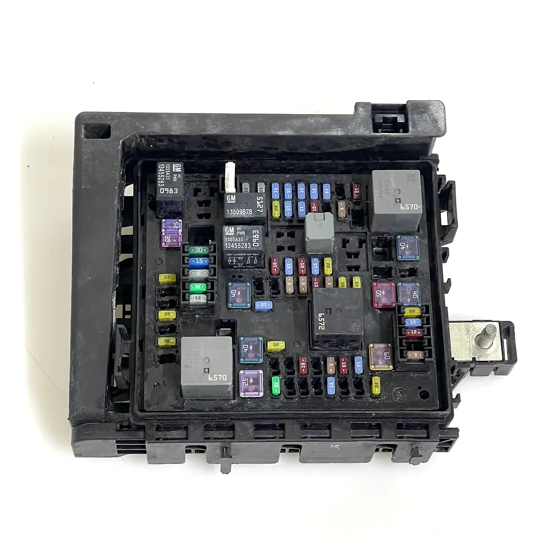 Fuse box - 2020 Cadillac XT6 Sport AWD