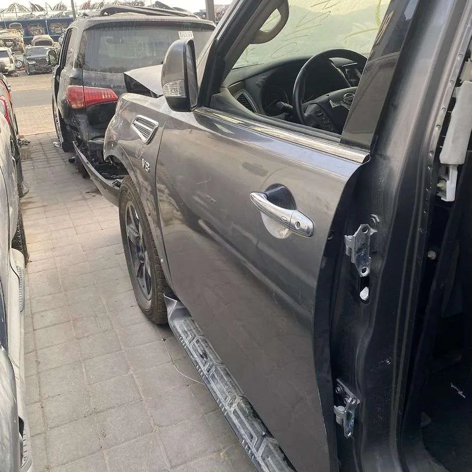 Door (LHF) - 2017 Nissan Armada 5.6i