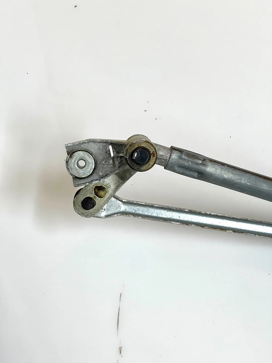 Windshield wiper motor - 2020 Ford Mustang I4 Coupe